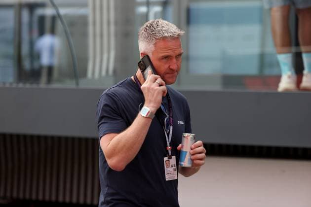 31 08 2024, xsvx, Motorsport FIA Formula 1, Grand Prix of Italy 2024 emspor, v l TV expert Ralf Schumacher drinks Red Bull FIA REGULATIONS PROHIBIT ANY USE OF PHOTOGRAPHS as IMAGE SEQUENCES and or QUASI VIDEO Monza
