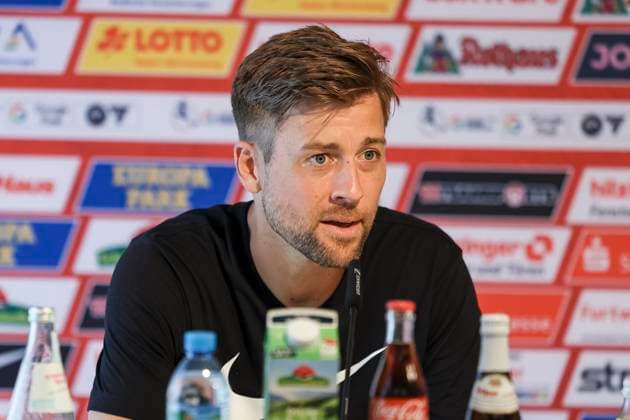 Nico Schneck SC Freiburg, Coach at the press conference , Soccer, GooglePixel Women Bundesliga, 1 Matchday, 2024 2025, SC Freiburg vs Bayer 04 Leverkusen, 31 08 2024, Dreisamstadion, Freiburg, Germany DFB REGULATIONS PROHIBIT ANY USE OF PHOTOGRAPHS AS IMAGE SEQUENCES AND OR QUASI VIDEO Freiburg Dreisamstadion Baden Wuerttemberg Germany Copyright: xGrantxHubbsx