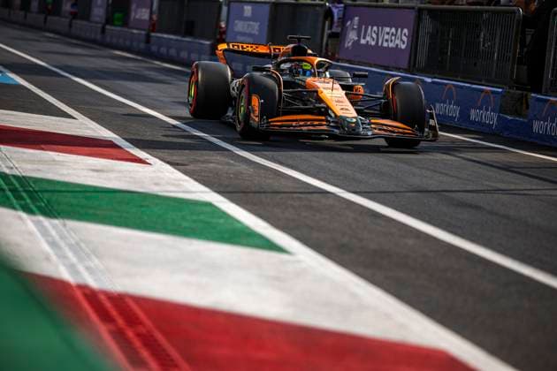 81 PIASTRI Oscar (aus), McLaren F1 Team MCL38, action during the Formula 1 Pirelli Gran Premio d’Italia 2024, Italian Grand Prix 2024, 16th round of the 2024 Formula One World Championship, WM, Weltmeisterschaft from August 30 to September 1, 2024 on the Autodromo Nazionale Monza, in Monza, Italy - F1 - ITALIAN GRAND PRIX 2024 DPPI Panoramic  240831_R16_ITALIA_DP_XB3_9495