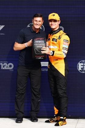 August 31, 2024, Monza, Italy: Lando Norris of McLaren and Javier Zanetti pose after qualifying session ahead of the Italian Formula One Grand Prix at Autodromo Nazionale Monza circuit, in Monza on August 31, 2024. Monza Italy - ZUMAz156 0758312742st Copyright: xBeataxZawrzelx