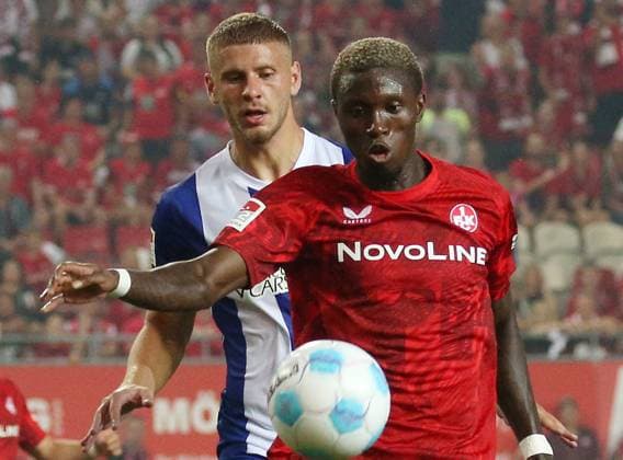 Marton Dardai 31, Hertba BSC Berlin , Aaron Opoku 17, FC Kaiserslautern 31 08 2024, Soccer, 2 Bundesliga, FC Kaiserslautern Hertha BSC Berlin, Matchday 4, Season 2024 25, Fritz Walter Stadion, Kaiserslautern, Germany, Photo Michael Deines PROMEDIAFOTO, DFB DFL regulations prohibit any use of photographs as image sequences and or quasi video FC Kaiserslautern Hertha BSC Berlin