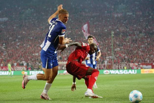 Marton Dardai 31, Hertba BSC Berlin , Aaron Opoku 17, FC Kaiserslautern 31 08 2024, Soccer, 2 Bundesliga, FC Kaiserslautern Hertha BSC Berlin, Matchday 4, Season 2024 25, Fritz Walter Stadion, Kaiserslautern, Germany, Photo Michael Deines PROMEDIAFOTO, DFB DFL regulations prohibit any use of photographs as image sequences and or quasi video FC Kaiserslautern Hertha BSC Berlin