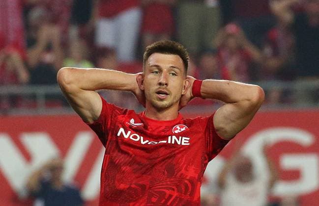 Daniel Hanslik 19, FC Kaiserslautern vergibt torchance 31 08 2024, Football, 2 Bundesliga, FC Kaiserslautern Hertha BSC Berlin, Matchday 4, Season 2024 25, Fritz Walter Stadion, Kaiserslautern, Germany, Photo Michael Deines PROMEDIAFOTO, DFB DFL regulations prohibit any use of photographs as image sequences and or quasi video FC Kaiserslautern Hertha BSC Berlin