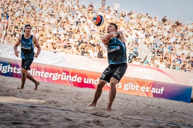 Beach volleyball men Allianz German Beach Tour German Beach Volleyball Championship 2024 31 08 2024 Daniel Kirchner takes the ball Timmendorfer Strand Ahmann Hager Arena Schleswig Holstein Germany