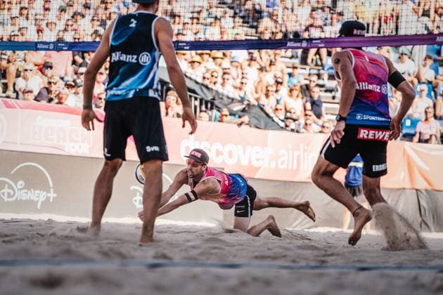 Beach volleyball men Allianz German Beach Tour German Beach Volleyball Championship 2024 31 08 2024 Nejc Zemljak jumps to the ball Timmendorfer Strand Ahmann Hager Arena Schleswig Holstein Germany