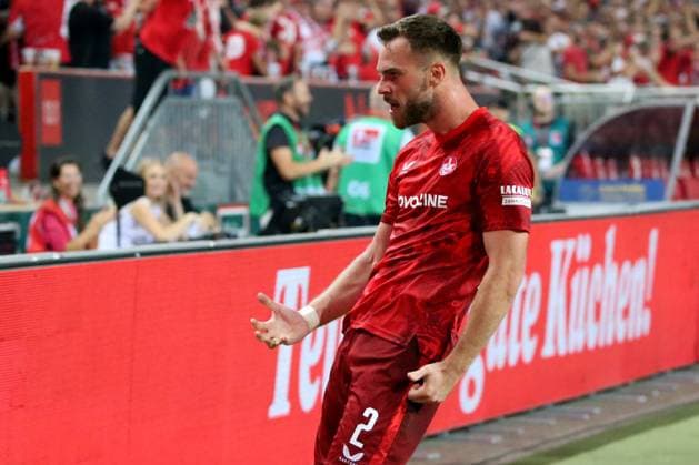 31 08 2024, xmohx, Fußball 2 Bundesliga, 1 FC Kaiserslautern Hertha BSC Berlin emspor, v l Torjubel nach dem Tor zum celebrating the goal celebrate 3 3 durch Boris Tomiak 1 FC Kaiserslautern DFL DFB REGULATIONS PROHIBIT ANY USE OF PHOTOGRAPHS as IMAGE SEQUENCES and or QUASI VIDEO Kaiserlautern