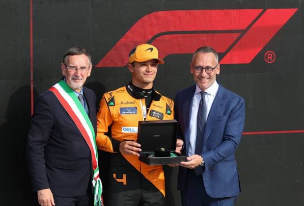 - Formula 1 - Formula 1 - Pirelli Gran Premio d Italia 2024 - Qualifying Monza- F1 Italy Grand Prix Formula 1 Monza Qualifying 04 Lando Norris Team McLaren F1 Sindaco di Monza Monza Italy  Copyright: xIPAxSport ABACAx