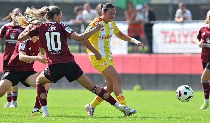 01 09 2024 Soccer Season 2024 2025 2 Women Soccer Bundesliga 01 Matchday 1 FC Nürnberg FCN Club Clubfrauen FC Union Berlin FCU SVW Sportfoto Zink xwoxzix Medina Desic 10, 1 FC Nürnberg FCN Athanasia Moraitou 77, 1 FC Union Berlin