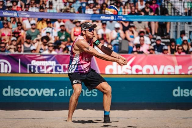 Beach volleyball men Allianz German Beach Tour German Beach Volleyball Championship 2024 01 09 2024 Nils Ehlers takes the ball Timmendorfer Strand Ahmann Hager Arena Schleswig Holstein Germany