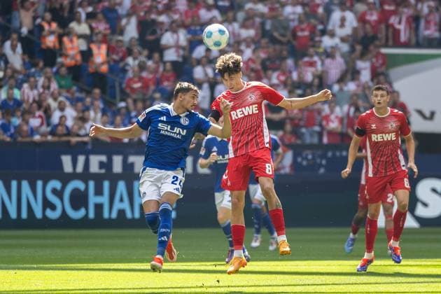Soccer 2 Bundesliga 4 Matchday FC Schalke 04 1 FC Köln on 01 09 2024 at the Veltins Arena in Gelsenkirchen Ilyes Hamache Schalke , left Denis Huseinbasic Köln , center Eric Martel Köln , right DFL regulations prohibit any use of photographs as image sequences and or quasi video xJRx