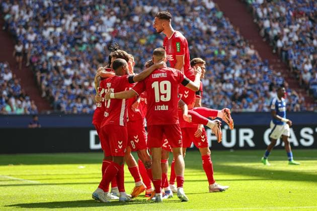 Gelsenkirchen, Germany, 01 09 24 Damion Downs 1 FC Koeln celebrates after scoring his team s first goal with teammates during the 2 Bundesliga match between FC Schalke 04 vs 1 FC Köln at Veltins Arena on September 01, 2024 in Gelsenkirchen, Germany Photo by Stefan Brauer Brauer Fotoagentur Gelsenkirchen, Germany, 01 09 24 Damion Downs 1 FC Koeln celebrates after scoring his team s first goal with teammates during the 2 Bundesliga match between FC Schalke 04 vs 1 FC Köln at Veltins Arena on September 1, 2024 in Gelsenkirchen, Germany Photo by Stefan Brauer Brauer Fotoagentur Gelsenkirchen Veltins Arena Germany Copyright: xStefanxBrauer Brauer-Fotoagenturx