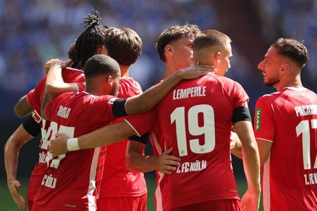 The players of 1 FC Köln are happy about the goal to 0 1 by Damion Downs 1 FC Köln at the match of the 2 BL season 2024 25 FC Schalke 04 1 FC Köln Copyright Thomas Pakusch