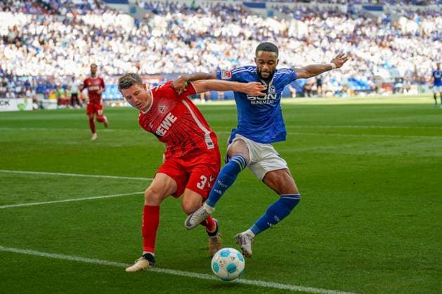 Soccer 2 Bundesliga season 2024 2025, matchday 4 FC Schalke 04 vs 1 FC Cologne Veltins Arena, Gelsenkirchen One-on-one duel between Colognes Dominique Heintz and Schalkes Moussa Sylla Copyright: xJOERANxSTEINSIEKx
