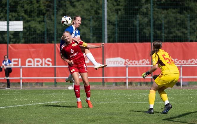 Soccer, Women, Regionalliga Nordost, Season 2024 2025 2 Matchday , 1 FC Union Berlin II Hertha BSC, v l Lucy Wendling Union II , Svenja Poock top, Hertha , Goalkeeper Defne Sarioglu Union , 01 09 2024, Copyright: xMatthiasxKochx