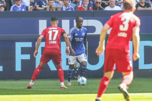 01 09 2024, Football, Season 2024 2025, 2 Bundesliga, Matchday 4, FC Schalke 04 1 FC Köln, Christopher Antwi Adjei FC Schalke 04 Gelsenkirchen Veltins Arena NRW Germany xRHR PHOTO TRx Copyright: TimxRehbein RHR-FOTOx RHR-FOTO TR