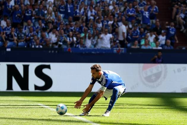 Kenan Karaman FC Schalke 04 celebrates his goal for 1 3 during the match of the 2 BL season 2024 25 FC Schalke 04 1 FC Köln Copyright Thomas Pakusch