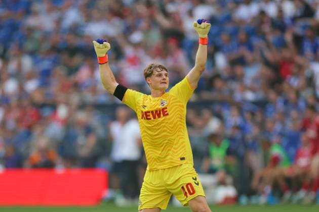 Goalkeeper Jonas Urbig 1 FC Koeln cheers, 2 Bundesliga, FC Schalke 04 vs 1 FC Köln, Veltins Arena on September 01, 2024 in Gelsenkirchen, Germany Photo by Marco Steinbrenner DeFodi Images Goalkeeper Jonas Urbig 1 FC Koeln cheers, 2 Bundesliga, FC Schalke 04 vs 1 FC Köln, Veltins Arena, September 1, 2024 in Gelsenkirchen, Germany Photo by Marco Steinbrenner DeFodi Images DFB DFL REGULATIONS PROHIBIT ANY USE OF PHOTOGRAPHS AS IMAGE SEQUENCES AND OR QUASI VIDEO Defodi 700 schalke koeln 20240901 065 Defodi-700 DFB DFL REGULATIONS PROHIBIT ANY USE OF PHOTOGRAPHS AS IMAGE SEQUENCES AND OR QUASI-VIDEO.