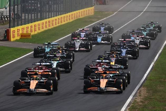 F1 Italian Grand Prix 2024 Start of the Formula 1 Italian Grand Prix at Autodromo Nazionale di Monza in Monza, Italy on September 1, 2024. Monza Italy  Copyright: xJakubxPorzyckix originalFilename:porzycki-f1italia240901_np1oz.jpg