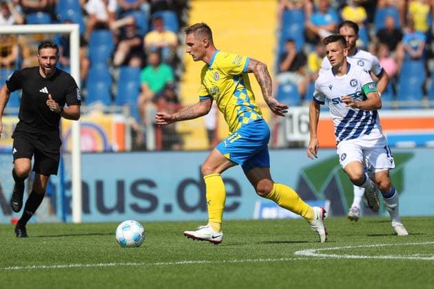 Braunschweig vs Karlsruhe, 2 BL Braunschweig, 01 09 2024, FOOTBALL Eintracht Braunschweig vs Karlsruher SC, 2 BL, Season 2024 25 Sebastian Polter Eintracht Braunschweig Braunschweig