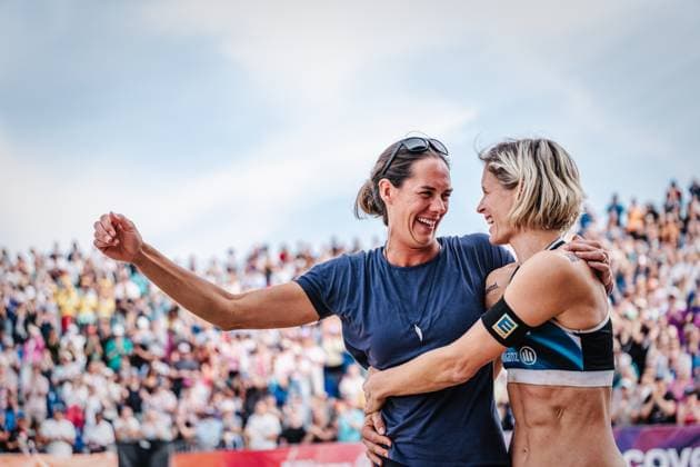 Beach volleyball women Allianz German Beach Tour German Beach Volleyball Championship 2024 01 09 2024 v l Kira Walkenhorst and Laura Ludwig say goodbye, end of career Timmendorfer Strand Ahmann Hager Arena Schleswig Holstein Germany