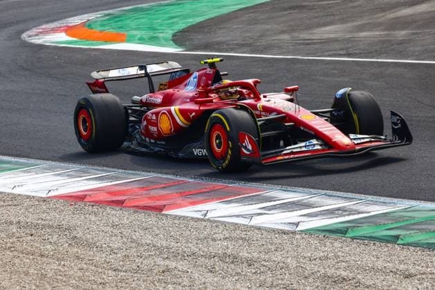 September 1, 2024, Monza, Italy: Carlos Sainz of Ferrari drives on the track during the Italian Formula One Grand Prix at Autodromo Nazionale Monza circuit, in Monza on September 1st, 2024. Monza Italy - ZUMAz156 0758581888st Copyright: xBeataxZawrzelx