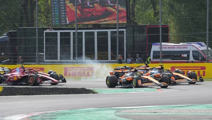 FORMULA 1 PIRELLI GRAN PREMIO D ITALIA 2024 01 09 2024, Autodromo Nazionale di Monza, Monza, FORMULA 1 PIRELLI GRAN PREMIO D ITALIA 2024 ,in picture Race start , Oscar Piastri AUS , McLaren F1 Team, Charles Leclerc MCO , Scuderia Ferrari HP, Lando Norris GBR , George Russell GBR , Mercedes AMG Petronas Formula One Team, Fernando Alonso ESP , Aston Martin Aramco Cognizant Formula One Team, Lewis Hamilton GBR , Max Verstappen NLD , Oracle Red Bull Racing, Sergio Perez MEX nordphotoxGmbHx xBratic nph00250