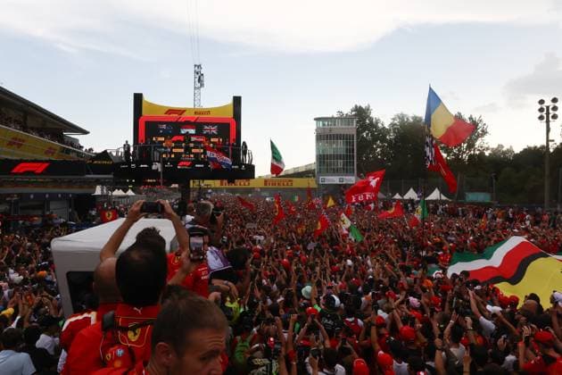 F1 Italian Grand Prix 2024 Fans after the Formula 1 Italian Grand Prix at Autodromo Nazionale di Monza in Monza, Italy on September 1, 2024. Monza Italy  Copyright: xJakubxPorzyckix originalFilename:porzycki-f1italia240901_npERr.jpg
