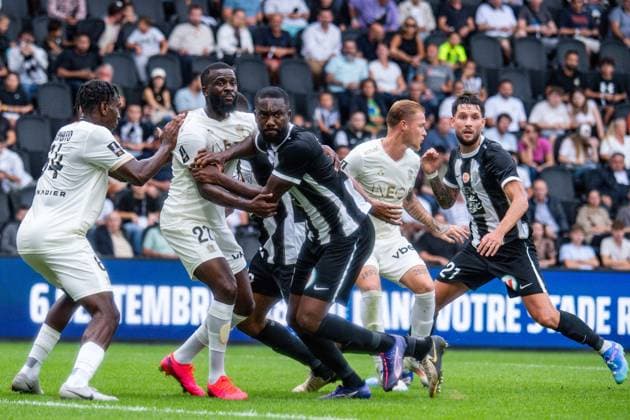 Jean-Eudes Aholou (ANGERS SCO) FOOTBALL : Angers SCO vs OGC Nice - Ligue 1 - Journée 3 - 01 09 2024 BaptisteAutissier Panoramic 