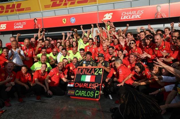Sport Bilder des Tages - Formula 1 - Formula 1 - Pirelli Gran Premio d Italia 2024 - Race Monza- F1 Italy Grand Prix 2024 Formula 1 Monza Formula 1 Race 2024 Team Ferrari 16 Charles Leclerc Team Scuderia Ferrari F1 55 Carlos Sainz Team Scuderia Ferrari F1 Monza Italy  Copyright: xIPAxSport ABACAx