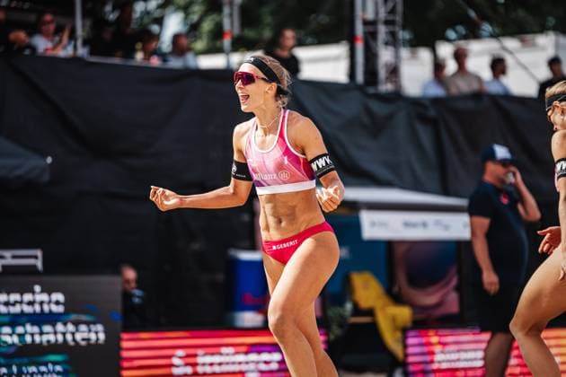 Beach volleyball women Allianz German Beach Tour German Beach Volleyball Championship 2024 01 09 2024 Sandra Ittlinger cheers Timmendorfer Strand Ahmann Hager Arena Schleswig Holstein Germany