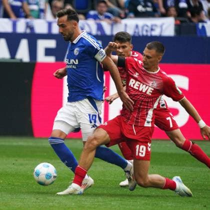 Football, 2 BL Season 2024 2025 FC Schalke 04 vs 1 FC Köln , Arena auf Schalke, Gelsenkirchen, Kenan Karaman, S04, Tim Lemperle, 1 FC Köln