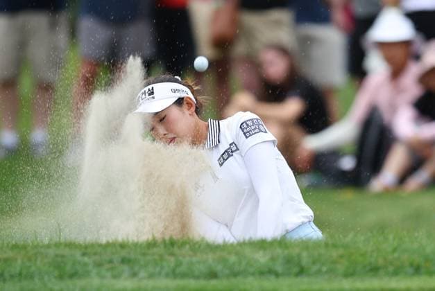 NORTON, MA - SEPTEMBER 01: Yealimi Noh of United States hits out of the 7th green bunker during the final round of the LPGA, Golf Damen 2024 FM Global Championship on September 1, 2024, at TPC Boston in Norton, MA. (Photo by M. Anthony Nesmith Icon Sportswire) GOLF: SEP 01 LPGA FM Global Championship EDITORIAL USE ONLY Icon24090130
