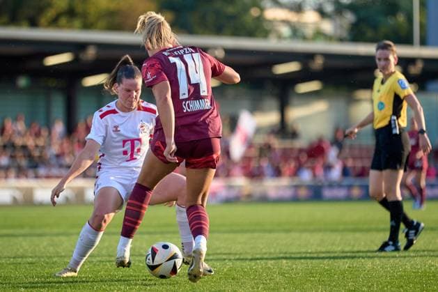 10 09 2024, GER, Womens Soccer, BL, 2024 2025, RB Leipzig 1 FC Köln Marleen Schimmer 14, RB Leipzig , cropped, back view, action, with ball Leipzig training center of the Red Bull Saxony Germany