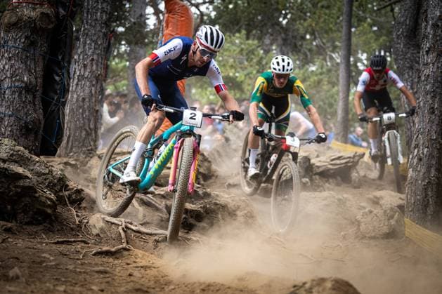 Bilder des Jahres 2024, Sport 09 September Sport Themen der Woche KW35 Sport Bilder des Tages From left bikers Victor Koretzky (France), Alan Hatherly (South Africa) and Filippo Colombo (Switzerland) in action during the UCI World Mountain Bike Cross-Country Championships Men Elite in Vallnord, Andorra, on September 1, 2024. (CTKxPhoto MichalxCerveny) CTKPhotoF202409020001101  CTKPhotoF202409020001101