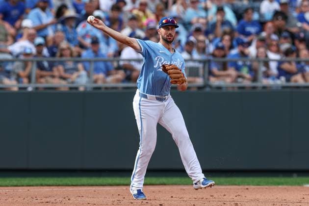 September 2, 2024: Kansas City Royals third baseman Paul DeJong (15) throws to first for the out on Cleveland Guardians center fielder Lane Thomas (8) during the sixth inning at Kauffman Stadium in Kansas City, MO. CSM Kansas City United States of America - ZUMAc04_ 20240902_zma_c04_206 Copyright: xDavidxSmithx