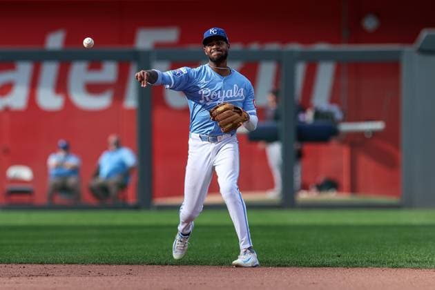 September 2, 2024: Kansas City Royals short stop Maikel Garcia (11) throws to first for the out on Cleveland Guardians shortstop Brayan Rocchio (4) during the ninth inning at Kauffman Stadium in Kansas City, MO. CSM Kansas City United States of America - ZUMAc04_ 20240902_zma_c04_218 Copyright: xDavidxSmithx