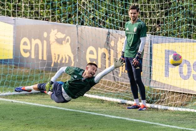 Fußball, Nationalteam Italien, Training Italy Training Session At Coverciano Gugliemo Vicario attends the Italian national team, Nationalteam training camp at Centro Tecnico Federale in Coverciano, Florence, Italy. Florence Italy  Copyright: xGiacomoxCosuax originalFilename:cosua-notitle240902_npaWz.jpg
