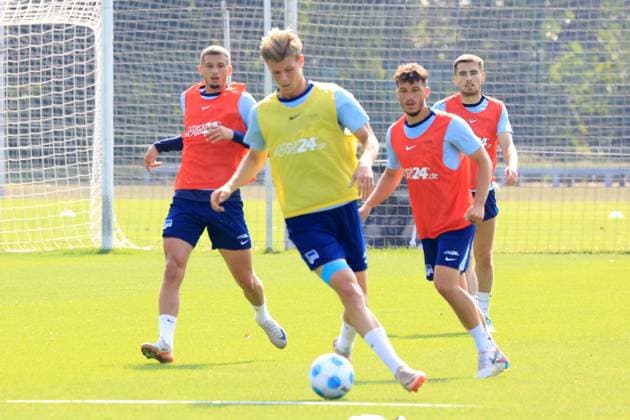 DEU, DFL, 2 FBL Hertha BSC, Training, 03 09 2024, Sportforum, Berlin, DEU, DFL, 2 FBL Hertha BSC, Training, in the picture Luca Schuler Hertha BSC Berlin 18 , Diego Demme Hertha BSC Berlin 6 , Michael Cuisance Hertha BSC Berlin 27 DFL regulations prohibit any use of Photographs as image sequences and or quasi video Foto Juergen Engler nordphoto GmbH nordphotoxGmbHx xEngler nph00076