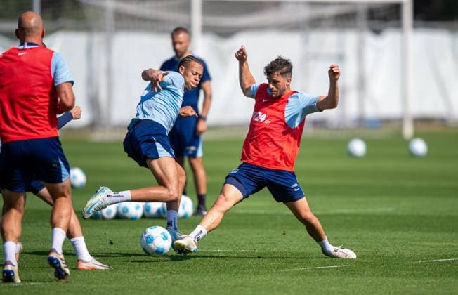 Football, Men, Season 2024 2025, 2 Bundesliga, Hertha BSC, Training, f l Toni Leistner Hertha BSC , Derry Scherhant Hertha BSC , Diego Demme Hertha BSC , 04 09 2024, Copyright: xSebastianxRäppold MatthiasxKochx