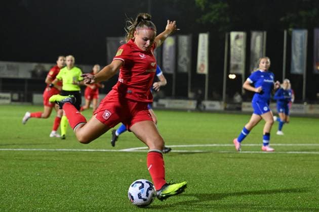 ENSCHEDE - Jaimy Ravensbergen of FC Twente during the UEFA Champions League for women match between FC Twente and Cardiff City at Sportpark Schreurserve on September 4, 2024 in Enschede, Netherlands. ANP Hollandse Hoogte Women s UEFA Champions League First qualifying round 2024 25 xVIxANPxSportx xGerritxvanxKeulenxIVx 507654182 originalFilename: 507654182.jpg