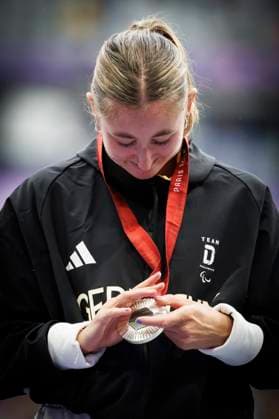 Paralympics Para Athletics Paris, 05 09 2024 Surprise Silver MOOS Nele T38 GER Para Athletics , long jump, Paralympics Para Athletics on 05 09 2024 at the Stade de France in Paris France Copyright: xBEAUTIFULxSPORTS AxelxKohringx