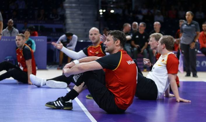 Paris , Paralympics , Sitting volleyball , Germany vs Bosnia and Herzegovina , Heiko Wiesenthal GER , Disappointment