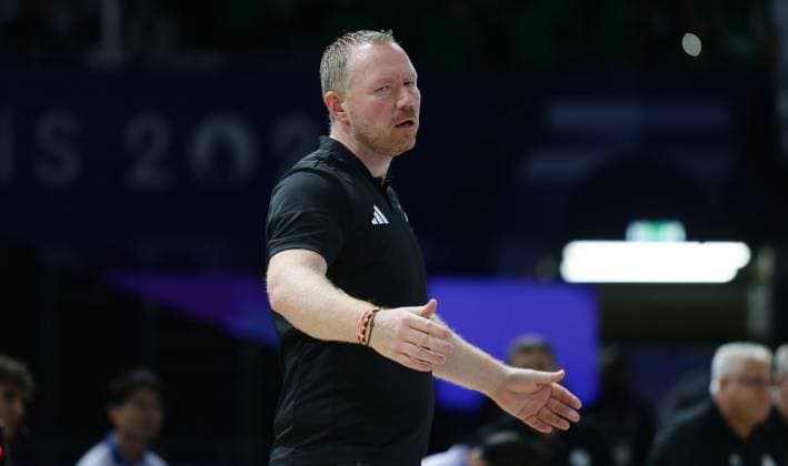 Paris , Paralympics , Sitting volleyball , Germany vs Bosnia and Herzegovina , Coach Christoph Herzog GER