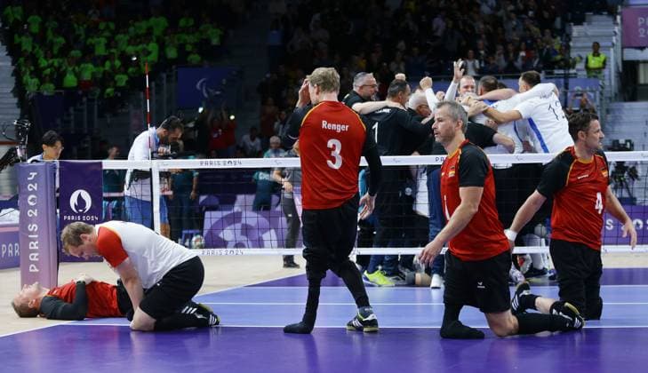 Paris , Paralympics , Sitting volleyball , Germany vs Bosnia and Herzegovina , Disappointment Germany , center Thomas Renger