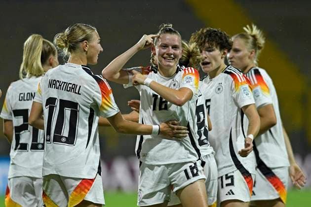 Estadio Metropolitano de Techo Sarah Ernst of Germany celebrates her goal with Sophie Nachtigall during the match between Germany and Nigeria, for the 2nd round of group D of the FIFA U-20 Women s World Cup Colombia 2024, at the Estadio Metropolitano de Techo, this Wednesday 04. 30761 (Julian Medina SPP) Copyright: xJulianxMedinax xSPPx spp-en-JuMe-_DSC9692