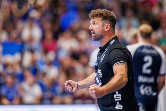 Florian Kehrmann TBV Lemgo Lippe, Coach cheers GER, TBV Lemgo Lippe vs MT Melsungen, Handball, 1 Bundesliga, 1 Matchday, Season 2024 2025, 05 09 2024 GER, TBV Lemgo Lippe vs MT Melsungen, Handball, 1 Bundesliga, 1 Matchday, Season 2024 2025, 05 09 2024 Lemgo Copyright: xEibner-Pressefotox xJanxRollingerx EP_JSK