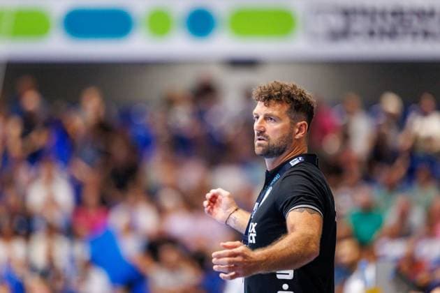 Florian Kehrmann TBV Lemgo Lippe, Coach gestures GER, TBV Lemgo Lippe vs MT Melsungen, Handball, 1 Bundesliga, 1 Matchday, Season 2024 2025, 05 09 2024 GER, TBV Lemgo Lippe vs MT Melsungen, Handball, 1 Bundesliga, 1 Matchday, Season 2024 2025, 05 09 2024 Lemgo Copyright: xEibner-Pressefotox xJanxRollingerx EP_JSK