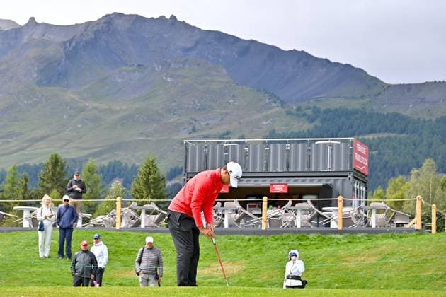 Crans-Montana, 05.09.2024, Golf - Omega European Masters, Nicola Gerhardsen (SUI) Hole 18 (Dubuis Frederic Imago Images)