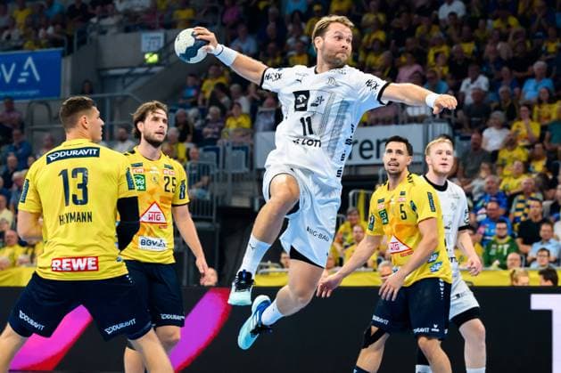 Bilder des Jahres 2024, Sport 09 September Sport Themen der Woche KW36 Sport Bilder des Tages Mannheim, 05. September 2024: HBL - 24 25 - Rhein-Neckar Loewen vs. THW Kiel Petter Overby (THW Kiel) Mannheim SAP Arena Baden-Württemberg Deutschland *** Mannheim, September 05, 2024 HBL 24 25 Rhein Neckar Loewen vs THW Kiel Petter Overby THW Kiel Mannheim SAP Arena Baden Württemberg Germany