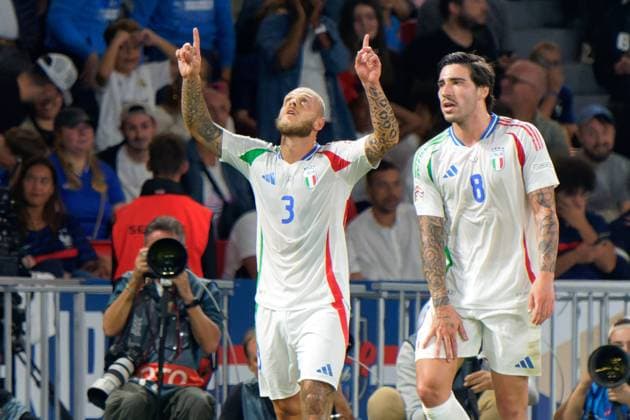Paris: Federico Dimarco of Italy celebrates after scoring a goal during France vs Italy, Football UEFA Nations Leage match in Paris, France, September 06 2024 - UEFA Nations League - France vs Italy  - ZUMAp169 20240906_zsa_p169_575 Copyright: xEmmanuelexMastrodonato IPAxSportx